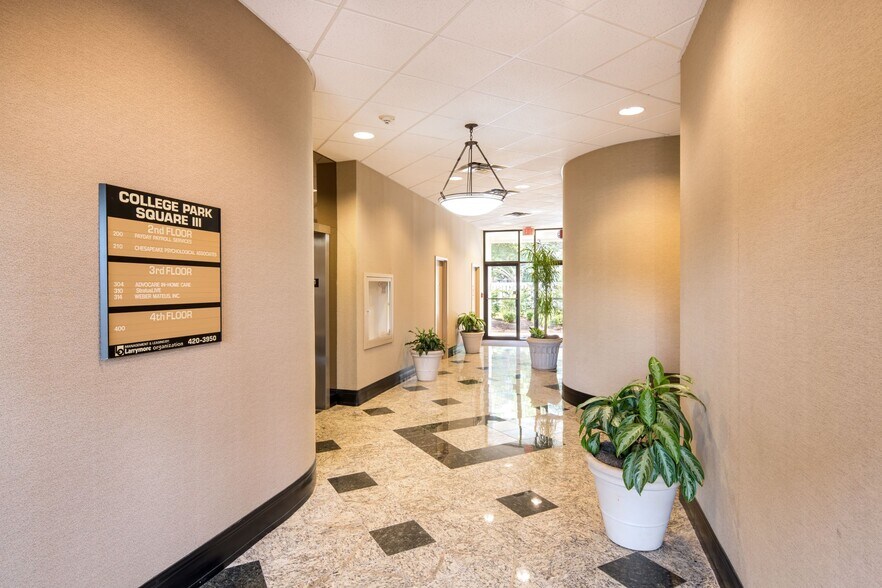 More Photos Of 6465 College Park Sq, Virginia Beach Office For Sale