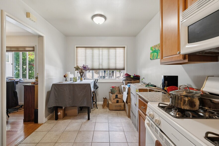 More Photos Of 1140 El Camino Real, Burlingame Apartments For Sale