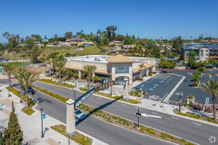 More Photos Of 802 S Santa Fe Ave, Vista Drugstore For Lease