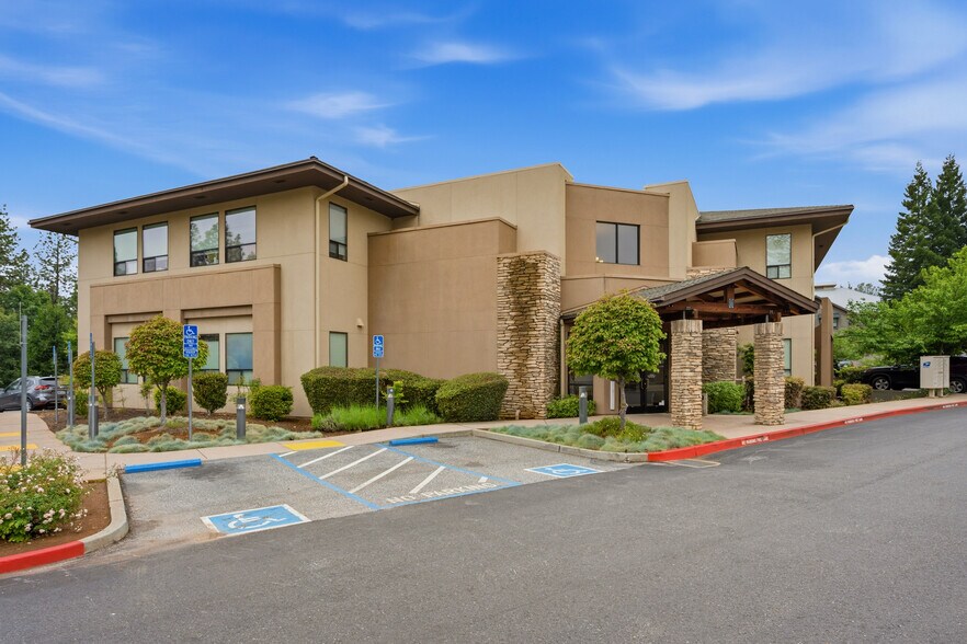 Primary Photo Of 280 Sierra College Dr, Grass Valley Medical For Sale