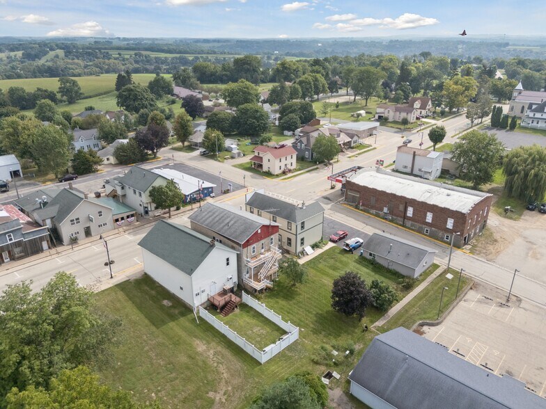 More Photos Of 67 E Main St, Benton Storefront Retail Residential For Sale