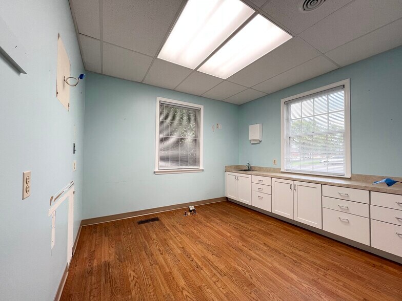 More Photos Of 508 Cynwood Dr, Easton Rehabilitation Center For Sale