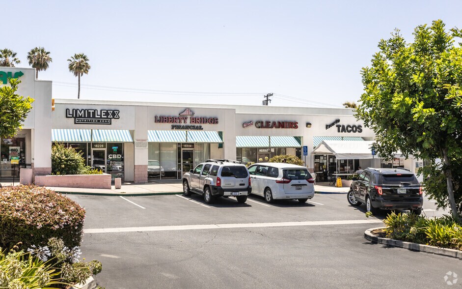 More Photos Of 16214-16248 E Whittier Blvd, Whittier Unknown For Lease