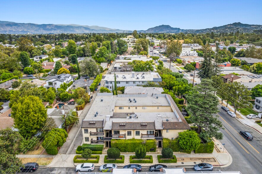 More Photos Of 13021-13025 Moorpark St, Studio City Apartments For Sale