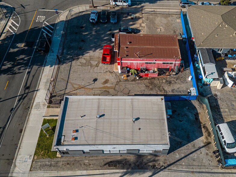 More Photos Of 111 E Wilhelmina St, Anaheim Auto Repair For Lease