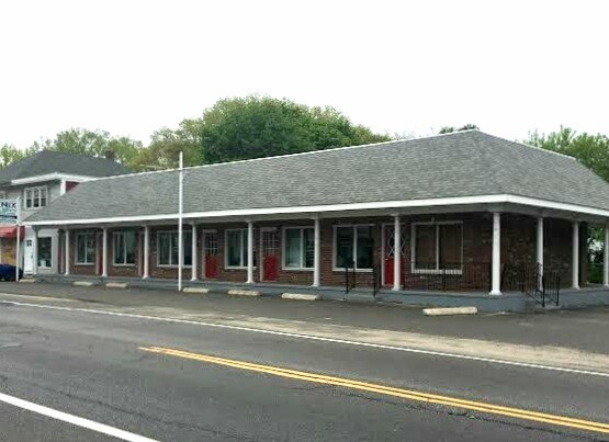Primary Photo Of 893-897 Smithfield Ave, Lincoln Storefront For Lease