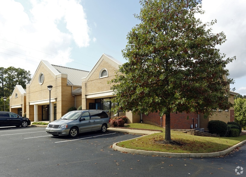 More Photos Of 4913 Raleigh Common Dr, Memphis Medical For Sale