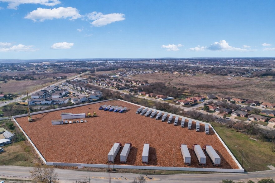 Primary Photo Of 1503 Holland Rd, Belton Warehouse For Lease