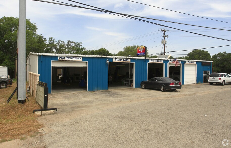 More Photos Of 10418 N FM 620, Austin Auto Repair For Sale
