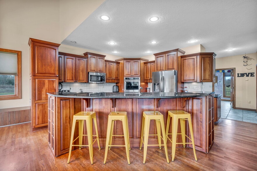 More Photos Of 16449 S Boone Rd, Columbia Station Specialty For Sale