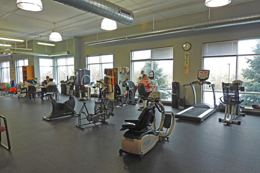 More Photos Of 3330 W 177th St, Hazel Crest Medical For Sale