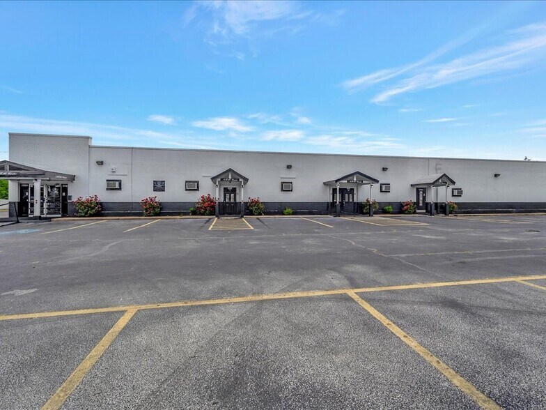 More Photos Of 1221 Abney Ave, Lufkin Office For Sale