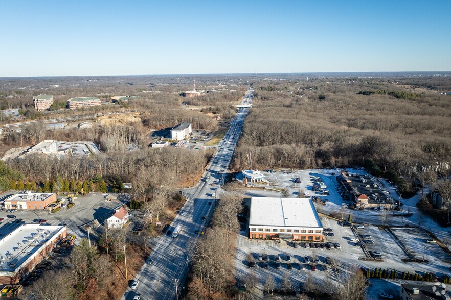 More Photos Of 1300 Highland Corporate Dr, Cumberland Office For Sale