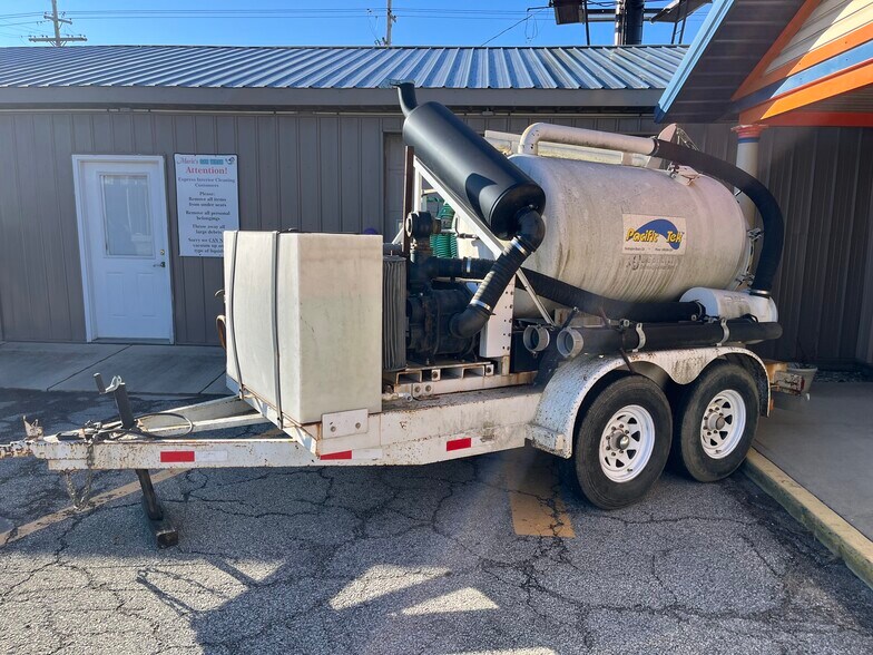 More Photos Of 3550 S Lafountain St, Kokomo Carwash For Sale