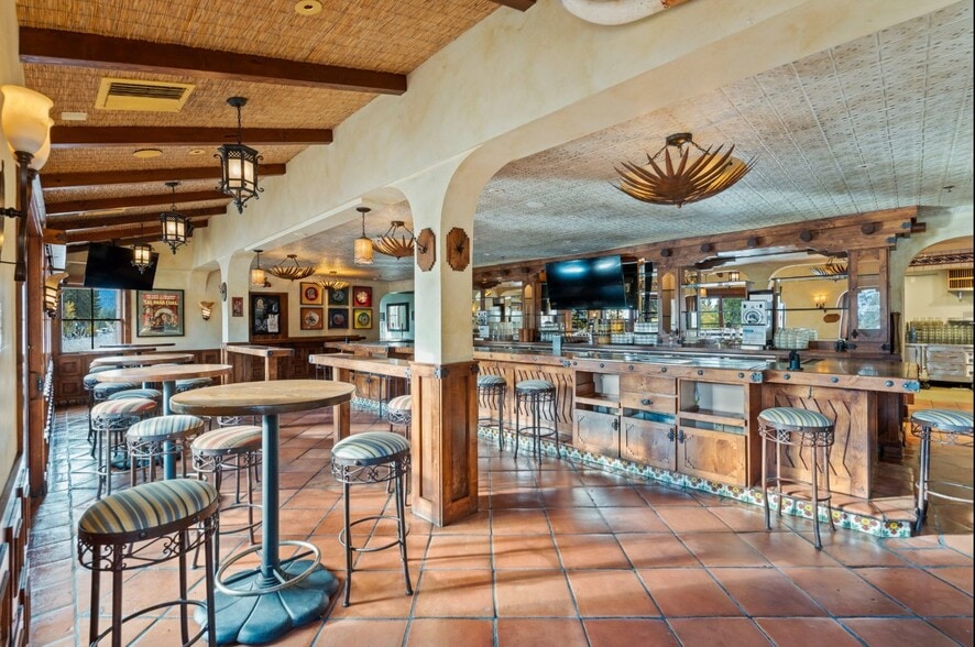 More Photos Of 8791 Lake Blvd, Kings Beach Restaurant For Sale