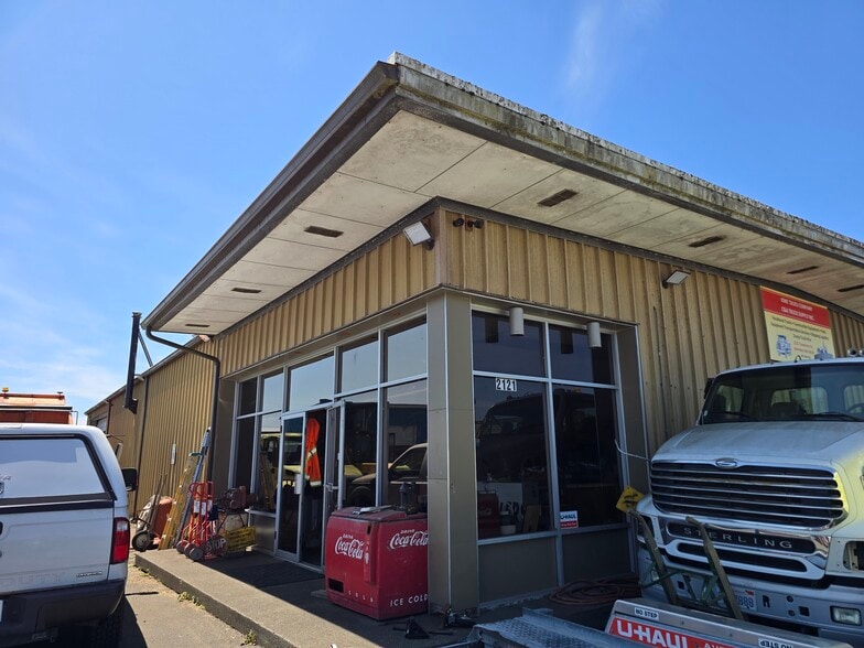 Primary Photo Of 2121 Commerce St, Aberdeen Industrial For Sale