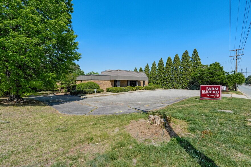 More Photos Of 3311 Burlington Rd, Greensboro Office For Sale