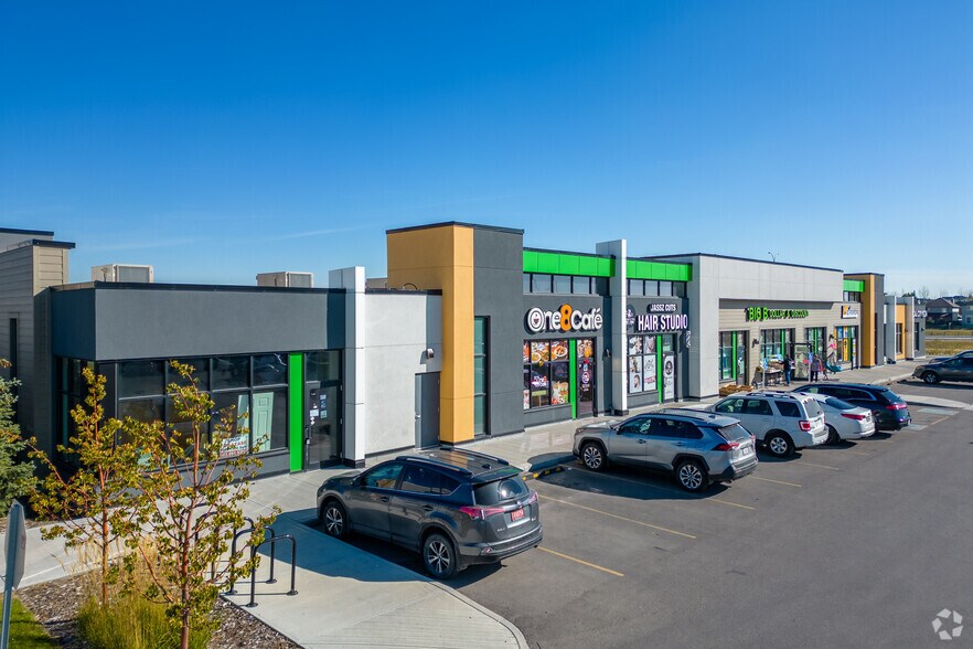 More Photos Of 30 Savanna Cres NE, Calgary Storefront Retail Office For Lease