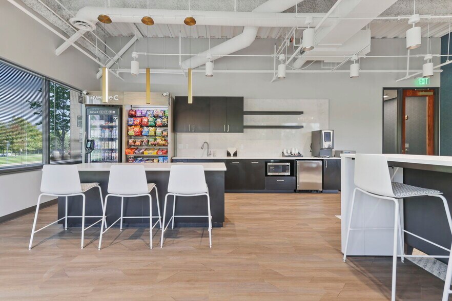 More Photos Of 3300 Fernbrook Ln N, Plymouth Office For Lease