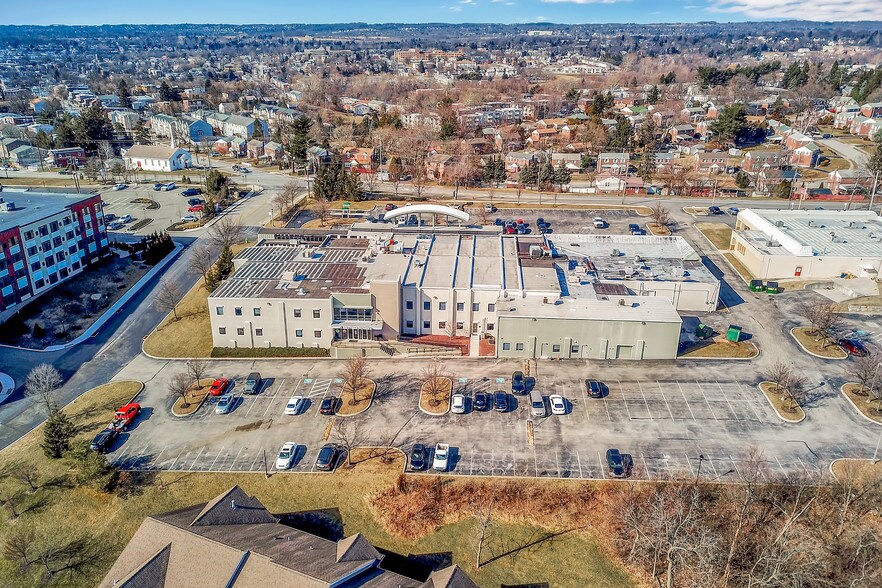 More Photos Of 1000 Sandy Hill Rd, Norristown Storefront For Lease