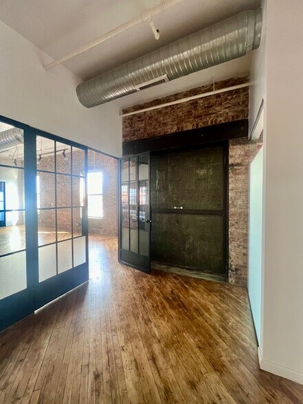 More Photos Of 231 Front St, Brooklyn Office For Lease