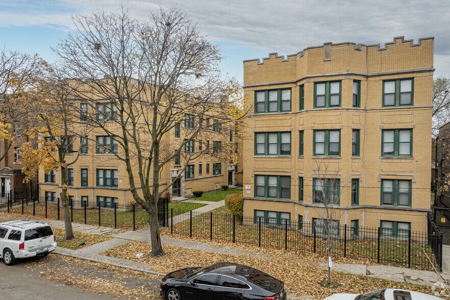 Primary Photo Of 10920-10930 S Vernon Ave, Chicago Apartments For Sale