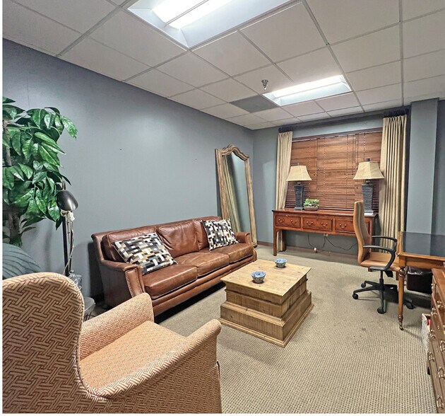 More Photos Of 3927 Winchester Rd, Memphis Warehouse For Sale