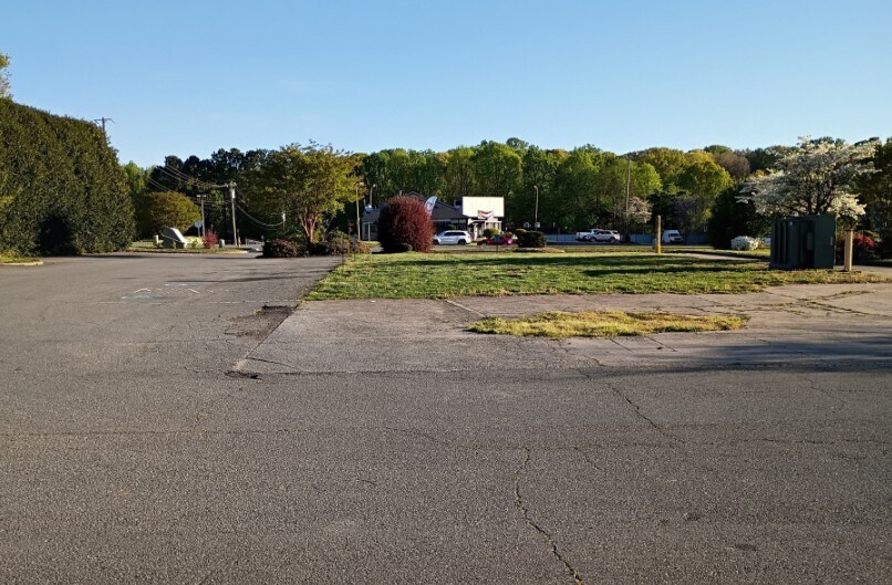 More Photos Of 7844 North Point Blvd, Winston-Salem Land For Sale