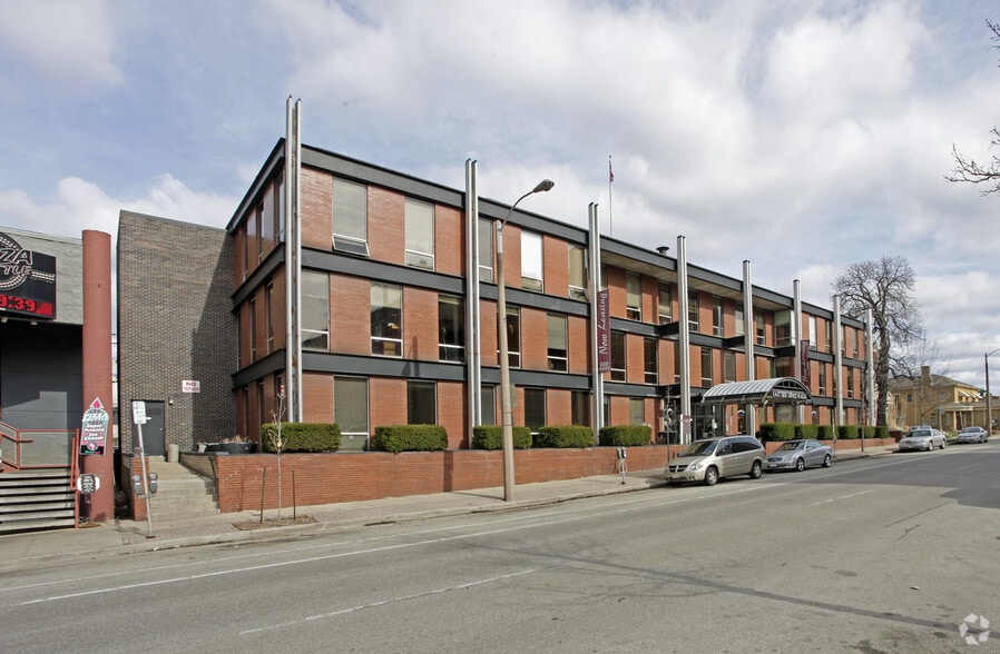 More Photos Of 1845 N Farwell Ave, Milwaukee Loft Creative Space For Lease