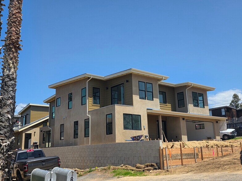 More Photos Of 457 Piney Way, Morro Bay Apartments For Sale