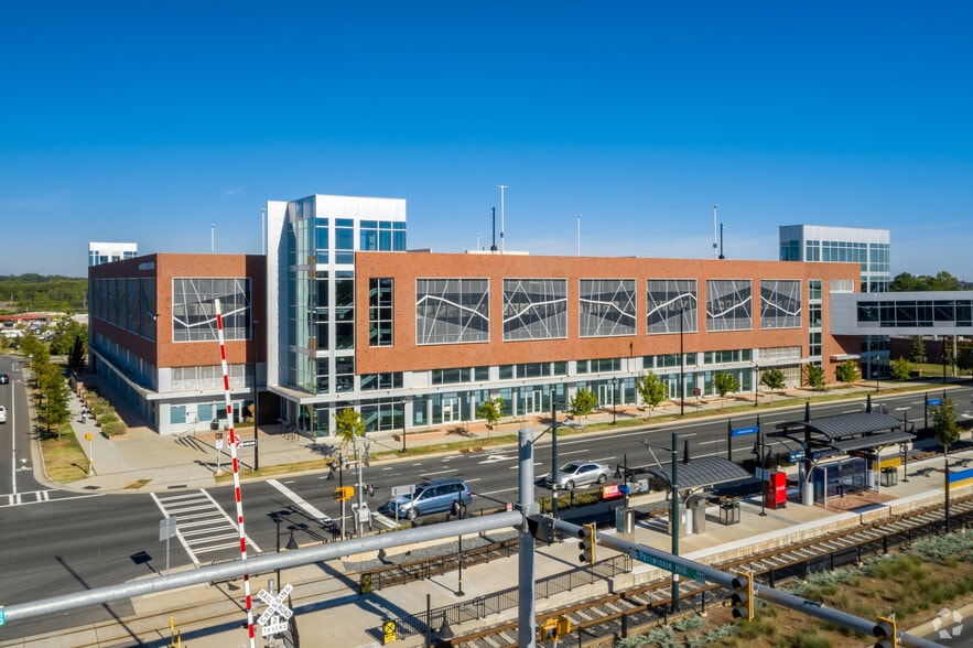 Primary Photo Of 7205 N Tryon St, Charlotte Freestanding For Lease