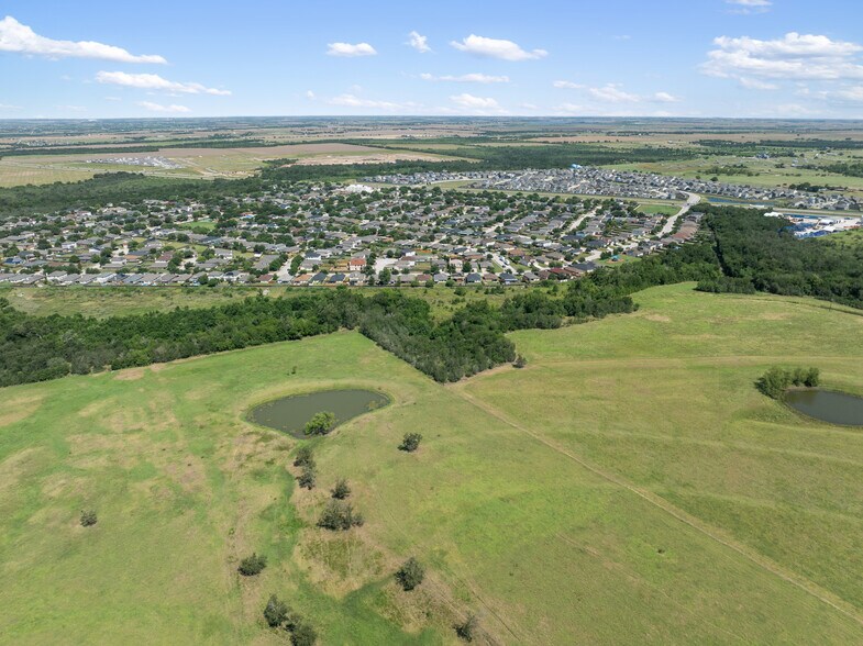 More Photos Of 12500 County Line Rd, Elgin Land For Sale