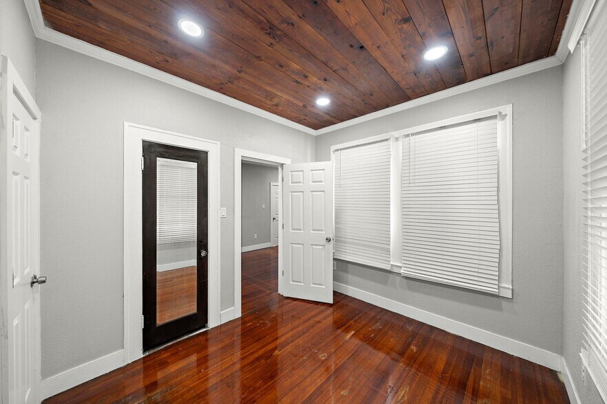 More Photos Of , Galveston Multifamily For Sale