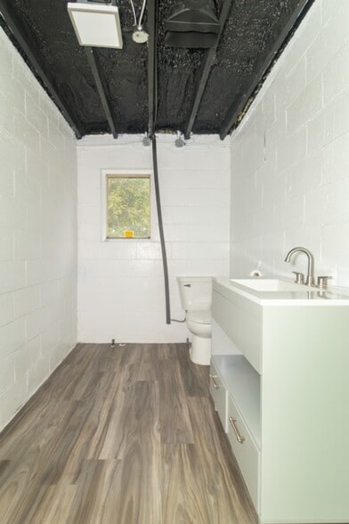 More Photos Of 10066 N Carthage Pike, Carthage Warehouse For Sale