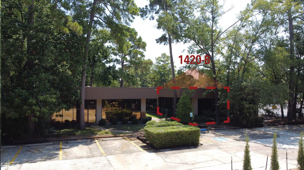 More Photos Of 1420 Stonehollow Dr, Humble Office For Sale