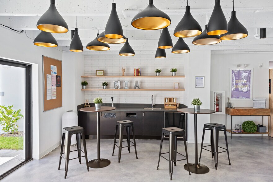 More Photos Of 4201 NW 2nd Ave, Miami Office For Lease