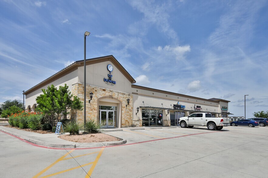 Primary Photo Of 2163 Stephens Pl, New Braunfels Storefront Retail Office For Lease