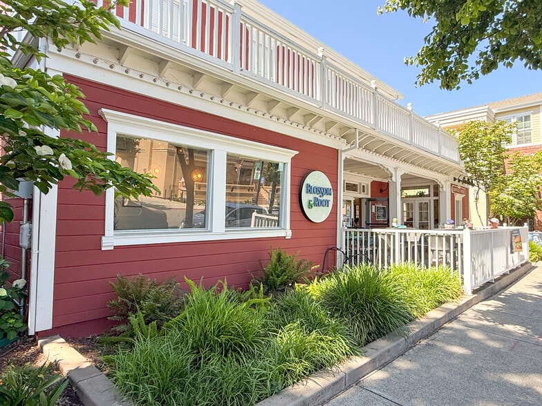 More Photos Of 200 Railroad Ave, Danville General Retail For Lease