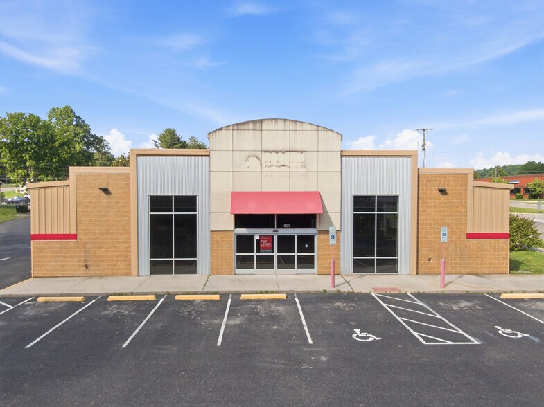 Primary Photo Of 800 W Main St, Radford Freestanding For Sale