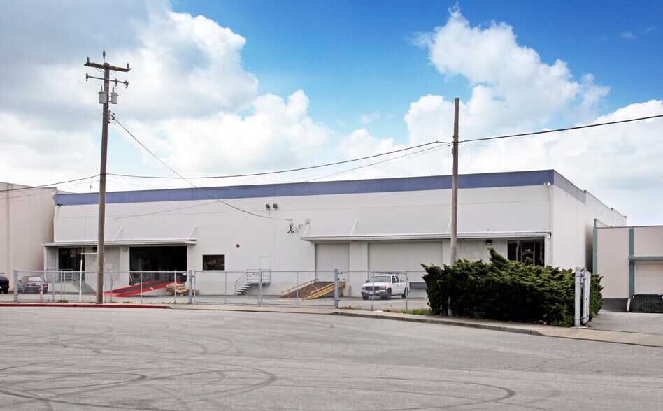 More Photos Of 1444-1446 Factor Ave, San Leandro Manufacturing For Lease