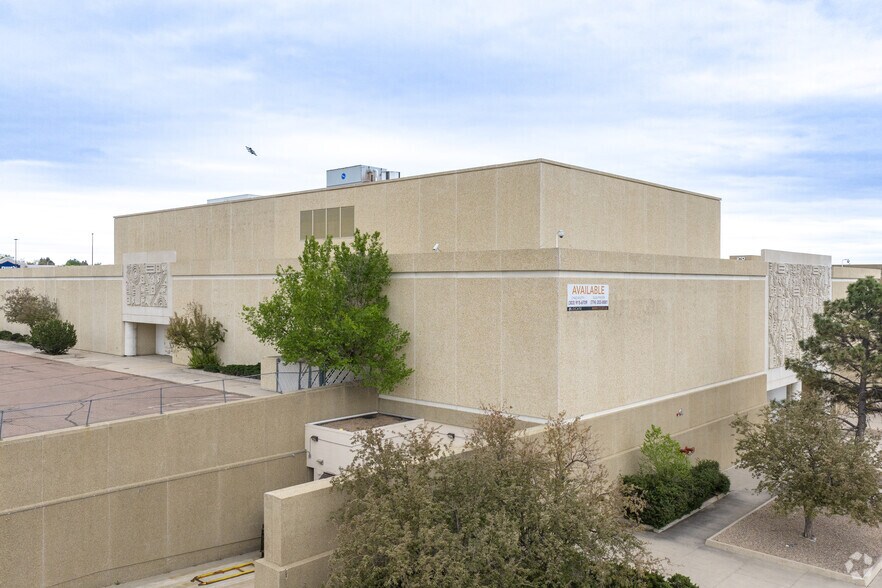 More Photos Of 820 & 3655 Citadel Dr E, Colorado Springs General Retail For Sale