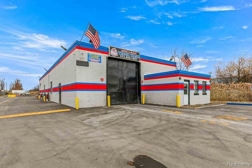 More Photos Of 27990 Wick Rd, Romulus Manufacturing For Sale