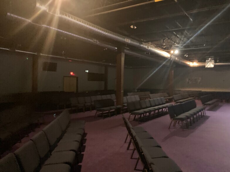 More Photos Of 371 Essex Rd, Tinton Falls Warehouse For Sale