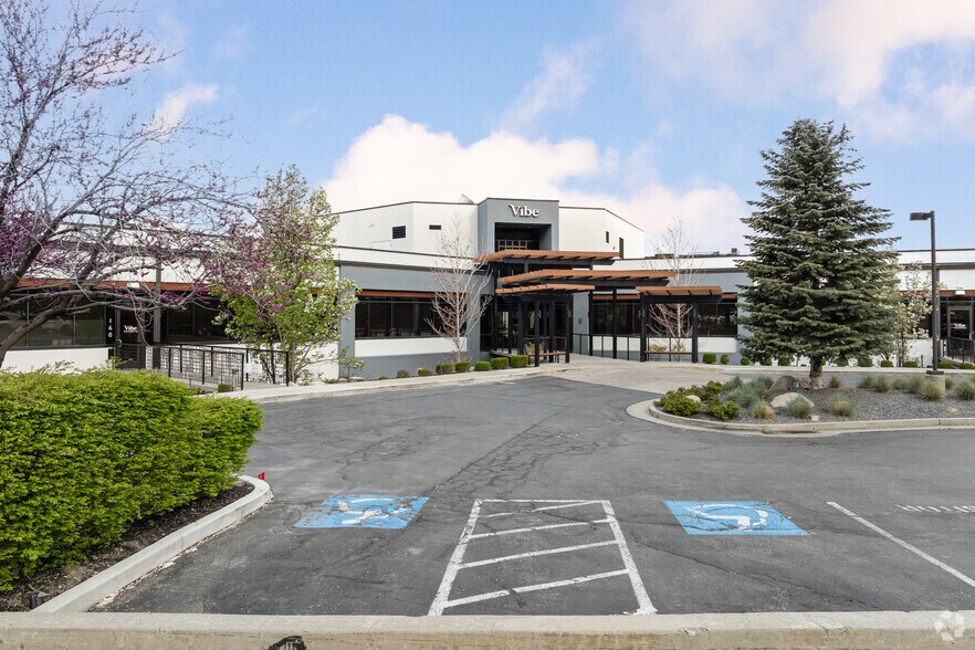 More Photos Of 6440 S Wasatch Blvd, Salt Lake City Office For Lease