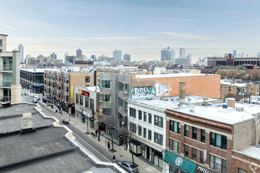 More Photos Of 855 W Belmont Ave, Chicago Office For Lease