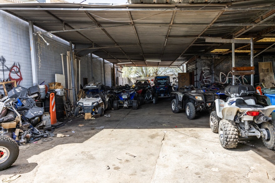 More Photos Of 1134 W Grant St, Phoenix Warehouse For Sale