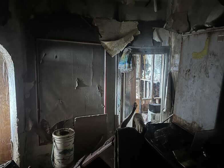 More Photos Of 5000 Mcdougall St, Detroit Convenience Store For Sale