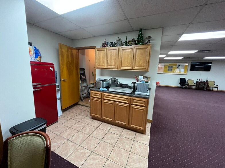 More Photos Of 260 51st St, Brooklyn Flex For Lease