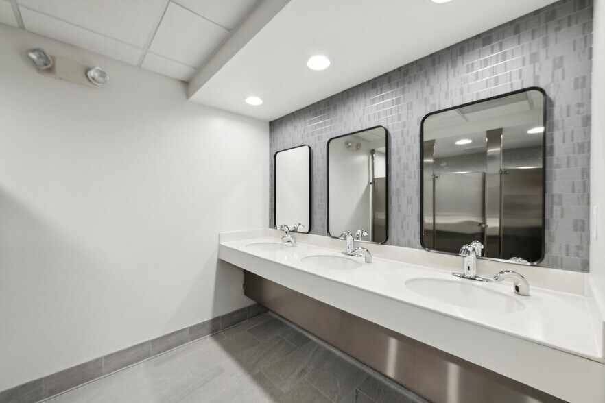 More Photos Of 1000 Park Forty Plaza Dr, Durham Office For Lease