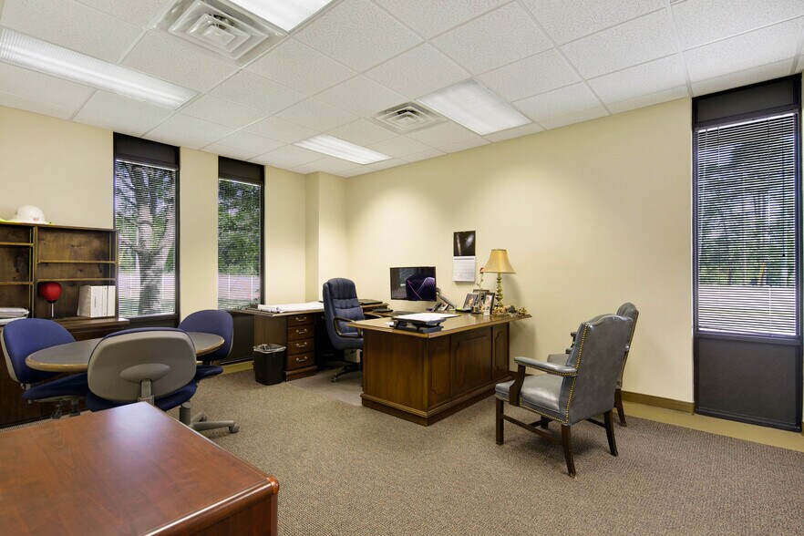 More Photos Of 6205 Raeford Rd, Fayetteville Office For Sale